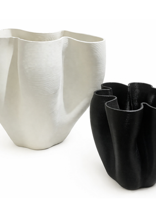 Black and White Founder Big Vase